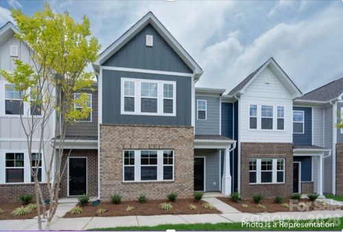5402-484 Shasta St, Gastonia, NC, 28052-8408 | Card Image