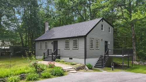 34 Brooks Rd, Barrington, NH, 03825-4002 | Card Image