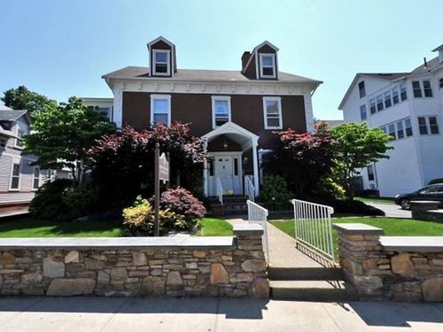 2r-548 Pleasant St, Worcester, MA, 01602-2754 | Card Image