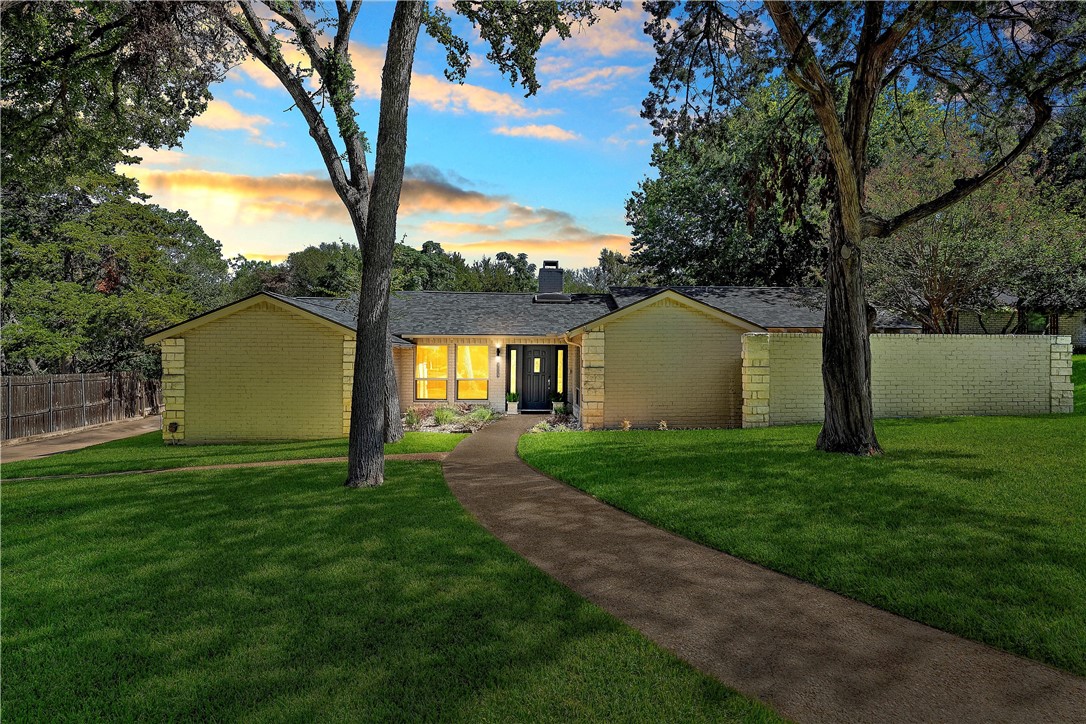 Cherry Creek Pl, Woodway, TX 76712