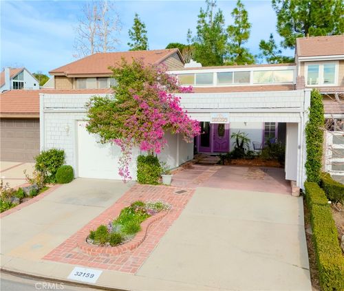 32159 Beachlake Ln, Westlake Village, CA, 91361-3607 | Card Image