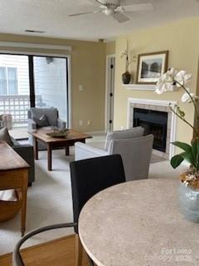 Ceiling fan in Greatroom with fireplace! | Image 10