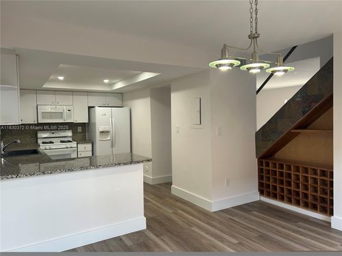 12-6445 Sw 116th Pl, Miami, FL, 33173-1754 | Card Image