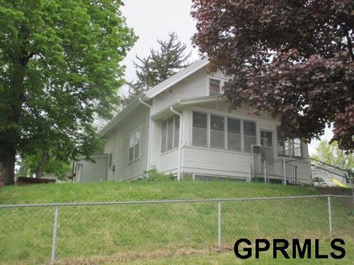 5614 S 46th St, Omaha, NE, 68117-2653 | Card Image