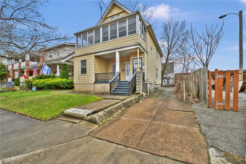 880 Stevenson Rd, Cleveland, OH, 44110-3153 | Card Image