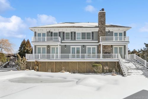 23 Meadow Ln, Southampton, NY, 11968-4601 | Card Image