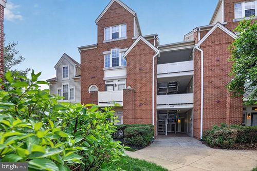 203-6864 Brindle Heath Way, ALEXANDRIA, VA, 22315-6421 | Card Image