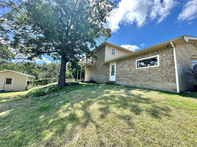 500 Apache Trl, House other with 3 bedrooms, 3 bathrooms and null parking in Comanche TX | Image 9