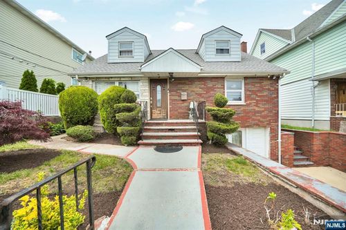 161 Plauderville Ave, Garfield, NJ, 07026-2224 | Card Image