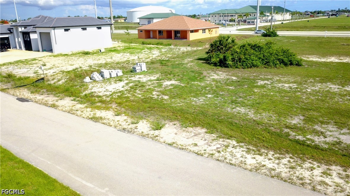 Land in Cape Coral