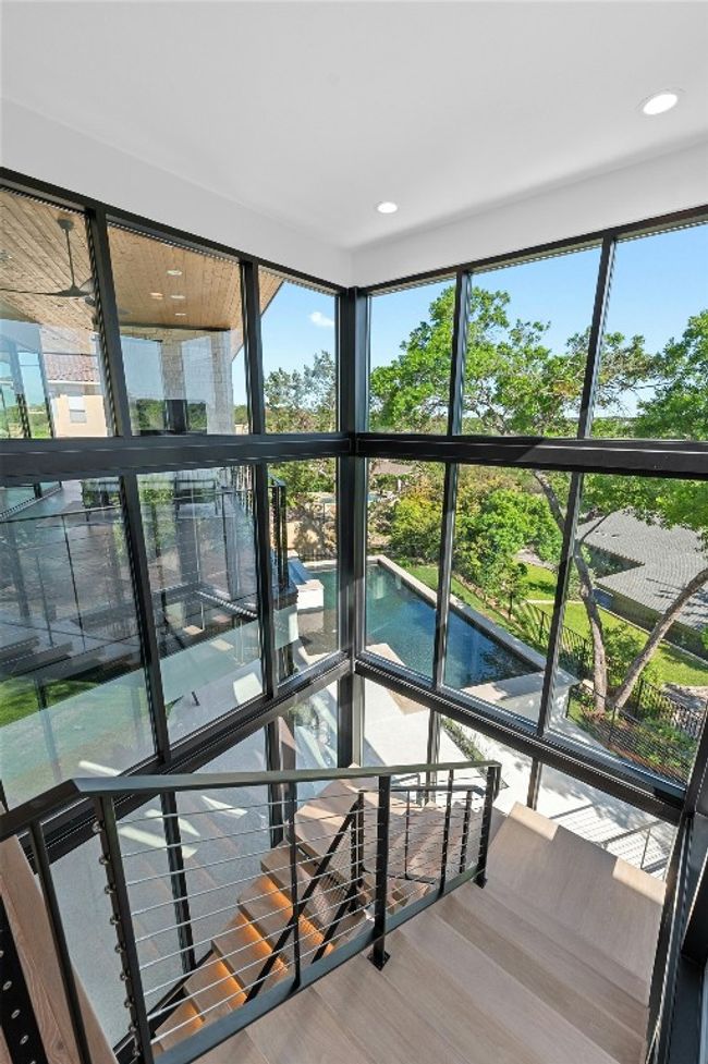 806 Sunfish St, House other with 4 bedrooms, 5 bathrooms and 4 parking in Lakeway TX | Image 5