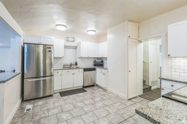 395 N 600 W, House other with 3 bedrooms, 1 bathrooms and 5 parking in Payson UT | Image 10