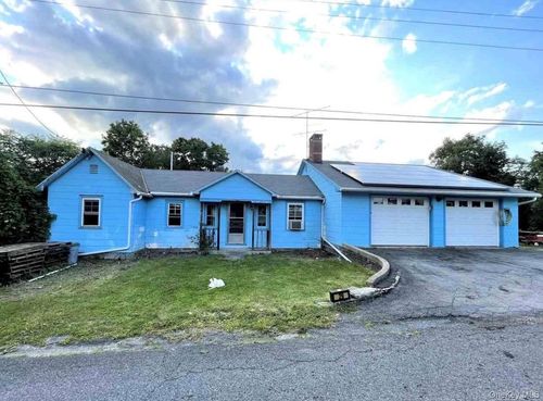 29 Saugerties Manor Rd, Saugerties, NY, 12477-3963 | Card Image