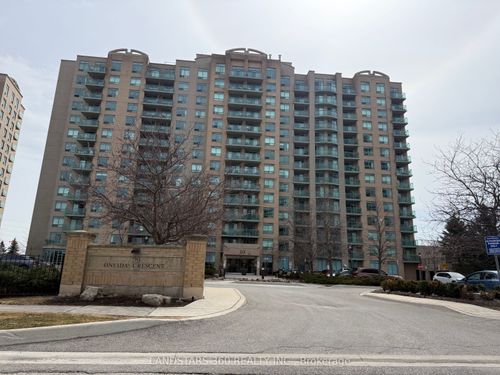 906-39 Oneida Cres, Richmond Hill, ON, L4B4T9 | Card Image