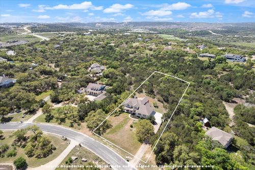 19215 White Horse Cv, Spicewood, TX, 78669-6630 | Card Image