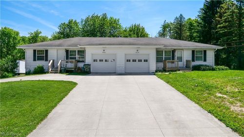 9034 Wiencek Rd, Streetsboro, OH, 44241-1733 | Card Image