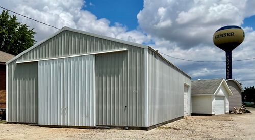 209 W 3rd St, Sumner, IA, 50674-1101 | Card Image