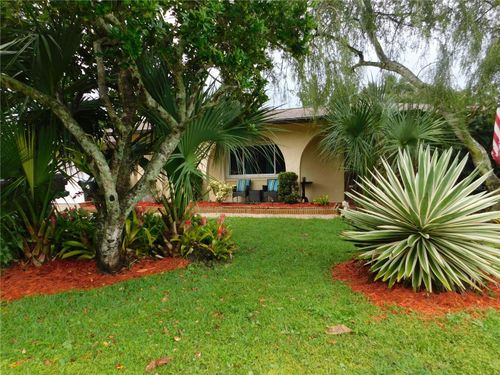 8247 Deming Dr, Orlando, FL, 32825-8219 | Card Image