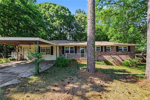 6066 Yoni Dr, Douglasville, GA, 30135-6923 | Card Image