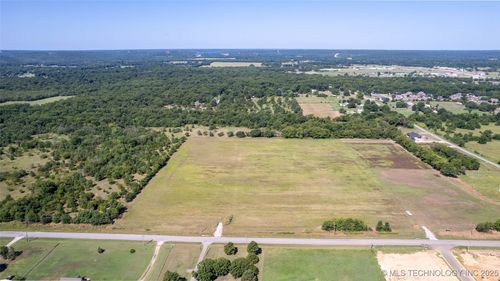 910 N Lenapah Ave, Skiatook, OK, 74070-4016 | Card Image