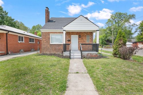 19215 Winthrop St, Detroit, MI, 48235-2063 | Card Image
