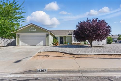 15267 Cromdale St, Hesperia, CA, 92345 | Card Image