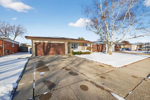 14515 Ivanhoe Dr, Warren, MI, 48088-7403 | Card Image