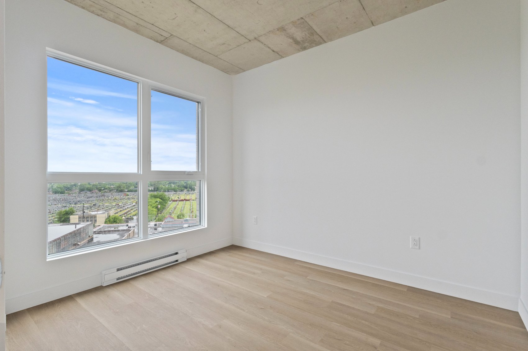 Residential Lease in Montréal (Côte-des-Neiges/Notre-Dame-de-Grâce) 2