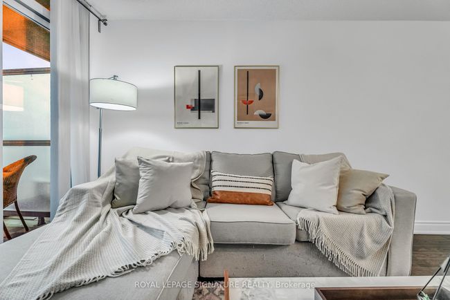 1701 - 231 Fort York Blvd, Condo with 2 bedrooms, 1 bathrooms and 1 parking in Toronto ON | Image 8