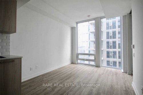 3006-28 Wellesley St E, Toronto, ON, M4Y0C4 | Card Image