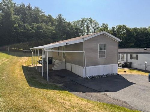 3 Blue Mountain View, Lower Towamensing Tp, PA, 18058 | Card Image