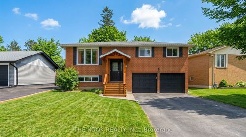 81 Carnegie St, Port Perry, ON, L9L1H2 | Card Image