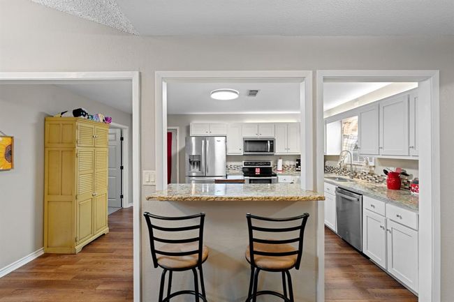 548 Creekside Dr, House other with 4 bedrooms, 2 bathrooms and 2 parking in Onalaska TX | Image 6