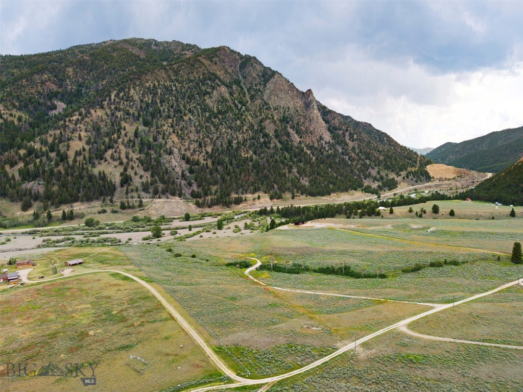 Land in Cameron 5