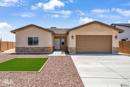 7979 E 35th Pl, Yuma, AZ, 85365-3741 | Card Image