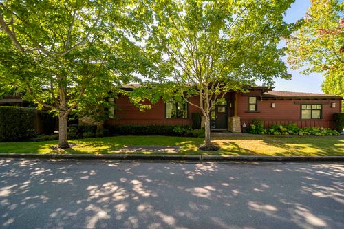 5066 Springs Blvd, Delta, BC, V4M0A7 | Card Image