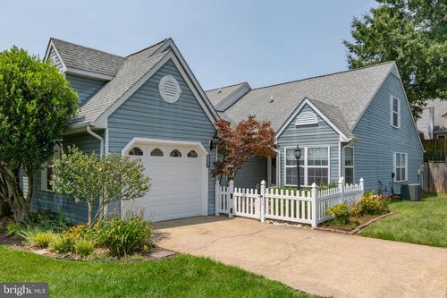 11248 Summerlake Blvd, FREDERICKSBURG, VA, 22407-7636 | Card Image