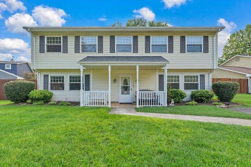 2036 Elizabeth Dr, Vinton, VA, 24179-2954 | Card Image