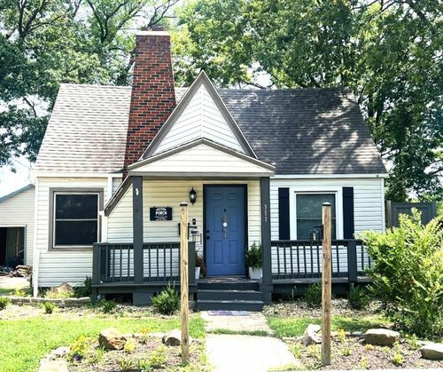 311 S Lynn St, Nevada, MO, 64772-3432 | Card Image