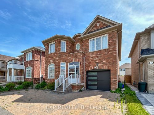 7 Davidoff St, Markham, ON, L6E1R2 | Card Image