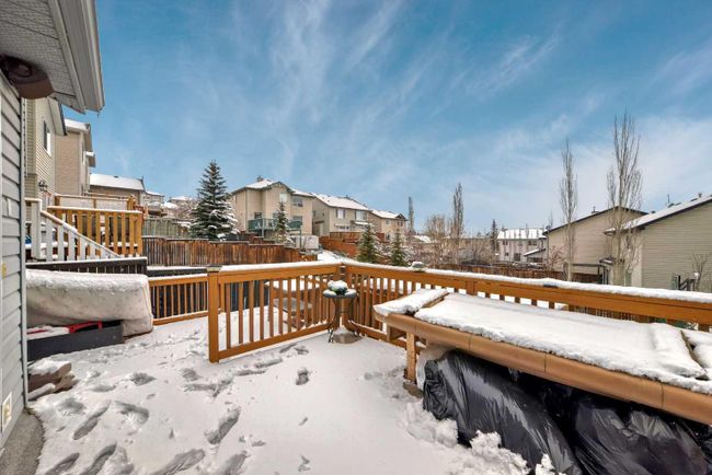 126 Panamount Crescent Nw, Home with 4 bedrooms, 3 bathrooms and 4 parking in Calgary AB | Image 11