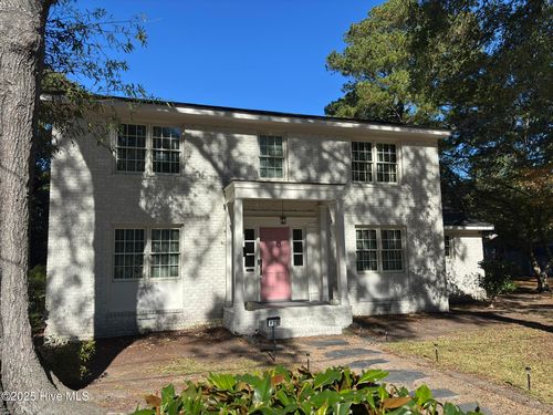 920 Memorial Dr W, Ahoskie, NC, 27910-3720 | Card Image