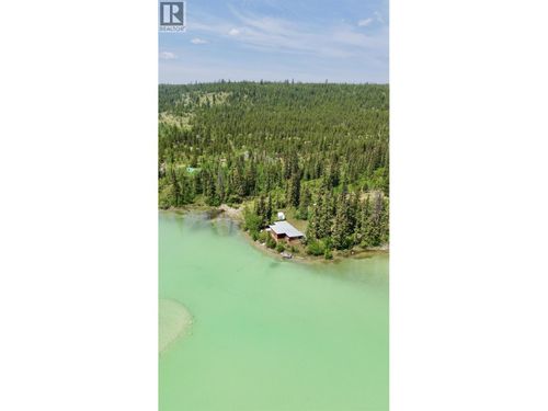 4541 Pyper Lake Rd, Chilanko Forks, BC, V0L1H0 | Card Image