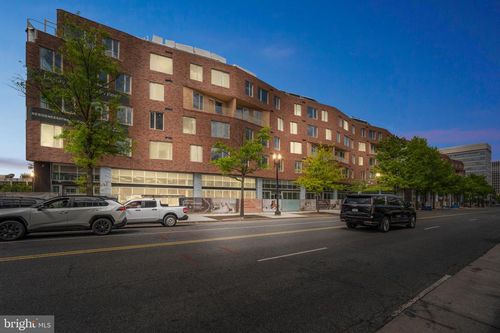 523-5300 Wisconsin Ave Nw, WASHINGTON, DC, 20015-2083 | Card Image
