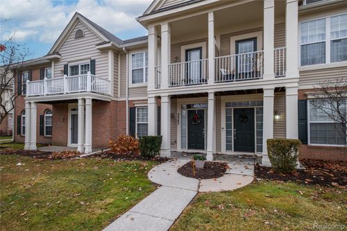 2087 Arcadia Dr, Canton, MI, 48188-2248 | Card Image