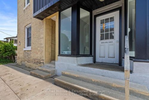 4 Elora St N, Harriston, ON, N0G1Z0 | Card Image