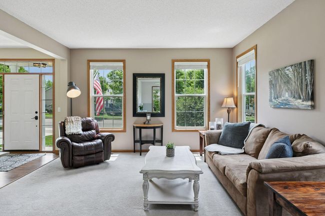 2034 Schoolmaster Dr, House other with 3 bedrooms, 3 bathrooms and null parking in Chaska MN | Image 17