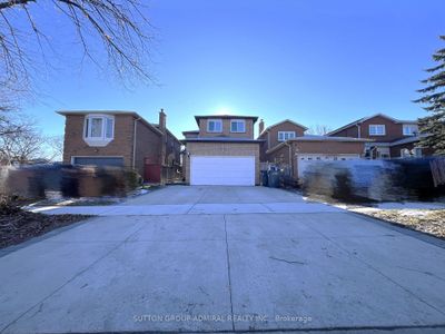 3 Candy Cres, House other with 3 bedrooms, 5 bathrooms and 4 parking in Brampton ON | Image 1