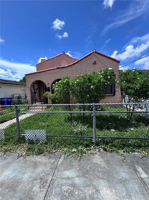2-3444 Nw 4th St, Miami, FL, 33125-4043 | Card Image