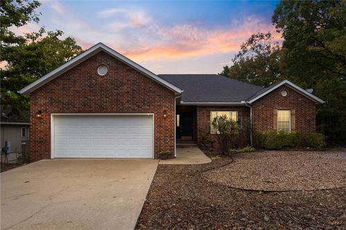 6 Didcot Ln, Bella Vista, AR, 72714-4106 | Card Image